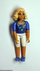 belvFem18G Vrouw - witte Shorts, Purple Shirt, Light gele Hair gebruikt *