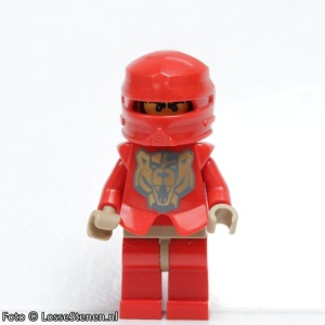 cas267G Santis Minifig - rood harnas met beer- Donkercreme handen gebruikt *0M0000