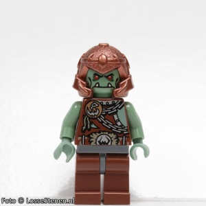 cas400G Troll warrior met koperen helm gebruikt *0M0000