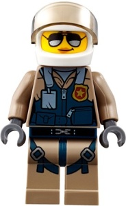 cty0832 Mountain Police- Officer, vrouw piloot met helm en vizier NIEUW *0M0000