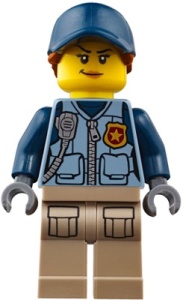 cty0869 Mountain Police- Officer, vrouw donkerblauwe hoed, donkeroranje haar NIEUW *0M0000