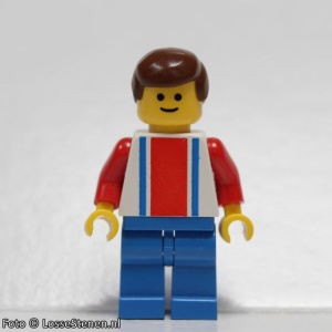 soc096G Voetballer rode & blauw Team met #7 on Back and bruine Hair gebruikt *0M0000