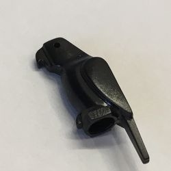 2546-11G Vogel kleine bek zwart gebruikt *1E010