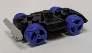 30558c08-11G Bodemplaat 4x6 Racer basis met blauwviolet wielen en lichtgrijze bumper zwart gebruikt *