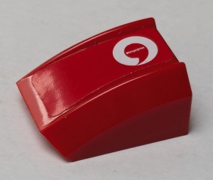 30602pb032L-5G Dakpan rond 2x2 ribbeltjes met Vodafone LINKS (Sticker) rood gebruikt *5R000