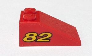3298pb029-5G Dakpan bedrukt 33 3x2 met gele nummer 82 beide kanten (Sticker) - Set 8210 rood gebruikt *5R000