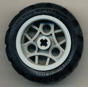 44292c01-9 Wiel 30.4mmx20mm met 3 pingaten en zwarte truckband 43.2x22 H (44292 / 44308) lichtgrijs (klassiek) NIEUW *5W000