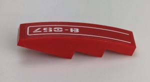 61678pb005R-5G Dakpan gebogen 1x4 met witte streep en 8-057 RECHTS (Sticker) rood gebruikt *5R000