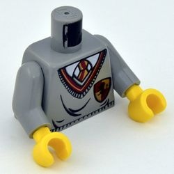 973px146c01-9G Torso, Harry Potter uniform Gryffinfor schild, lichtgrijze armen lichtgrijs (klassiek) gebruikt *0B0000