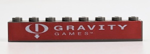 3008pb041-10G Steen 1x8 Gravity Games op rode achtergrond (Sticker) donker, grijs (klassiek) gebruikt *5V08-10