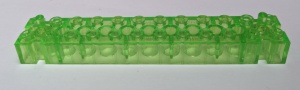 47855-226G Steen 2x12 met pin aan eindes transparant licht heldergroen gebruikt *
