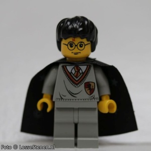 hp005G Harry Potter, Gryffindor Torso, zwarte cape met sterren gebruikt *0M0000 - Img 2