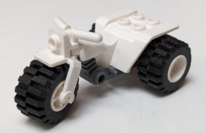 30187c06-1G Motor- Trike met donkergrijze bodem en witte wielen (PAKKETPOST) wit gebruikt *1D038