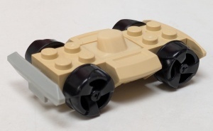 30558c01-2G Bodemplaat 4x6 Racer basis met zwarte wielen en lichtgrijze bumper crème gebruikt *