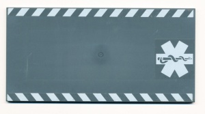 48288pb06-85G Tegel 8x16 met witte gevarenstrepen en EMT Ster (Stickers) grijs, donker (blauwachtig) gebruikt *5T12-01