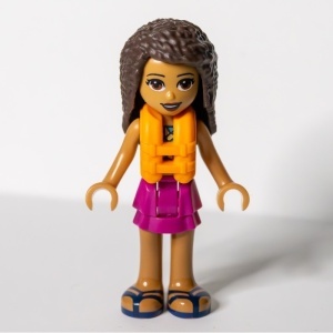 frnd264 Friends- Andrea, magenta gelaagd shirt, dnkerturquoise en gouden topje, reddingsvest NIEUW *2M0000