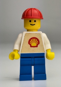 shell014G Shell - Classic - blauwe benen, rode constructiehelm, torso met STICKER gebruikt *0M0000