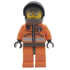 wc019G Kustwacht met oranje pak, zonnebril en donkergrijze helm gebruikt *0M0000