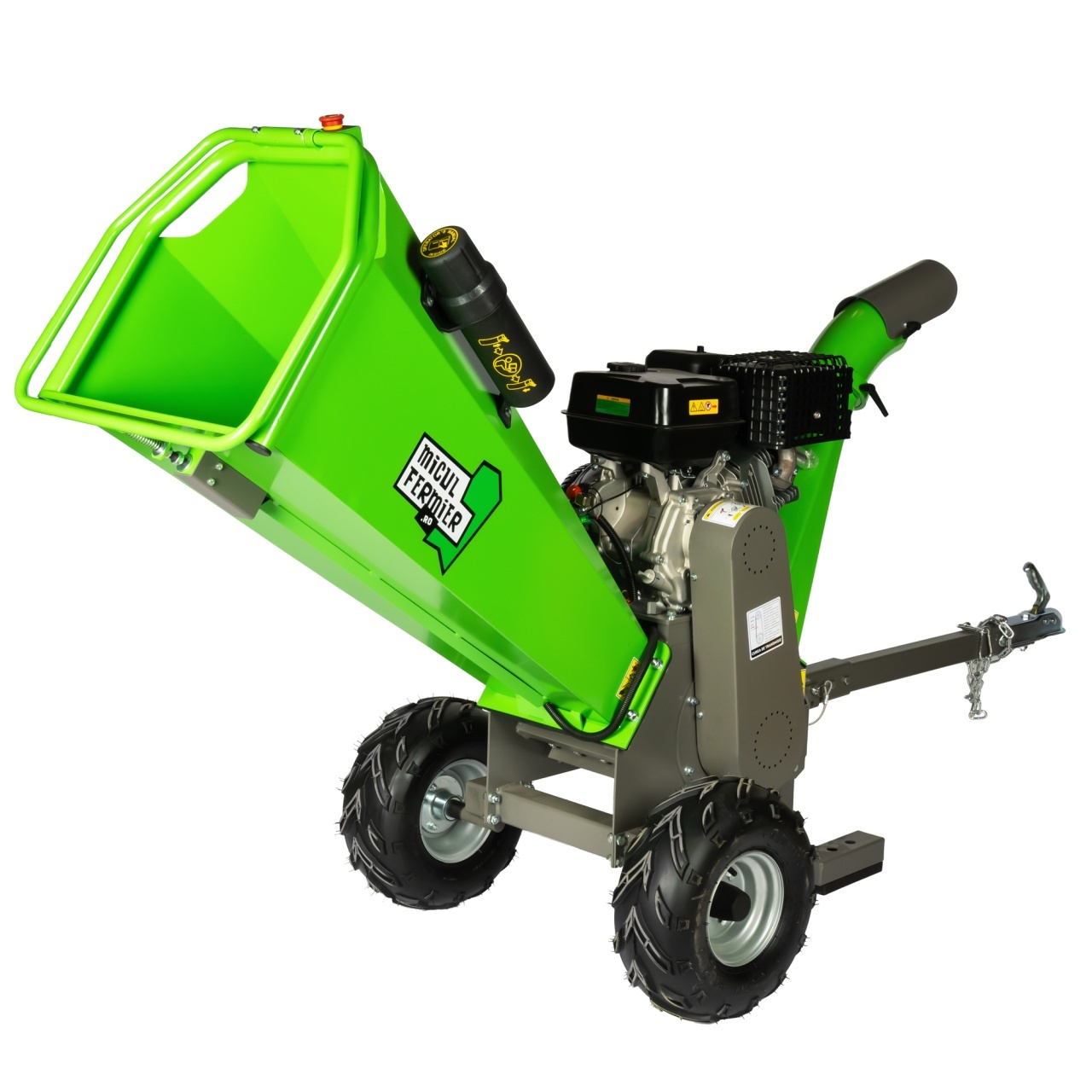 Tocator de crengi Micul Fermier, motor benzina 15 CP, cu carlig de remorcare, 120 mm diametru maxim de taiere, pentru rumegus [3]