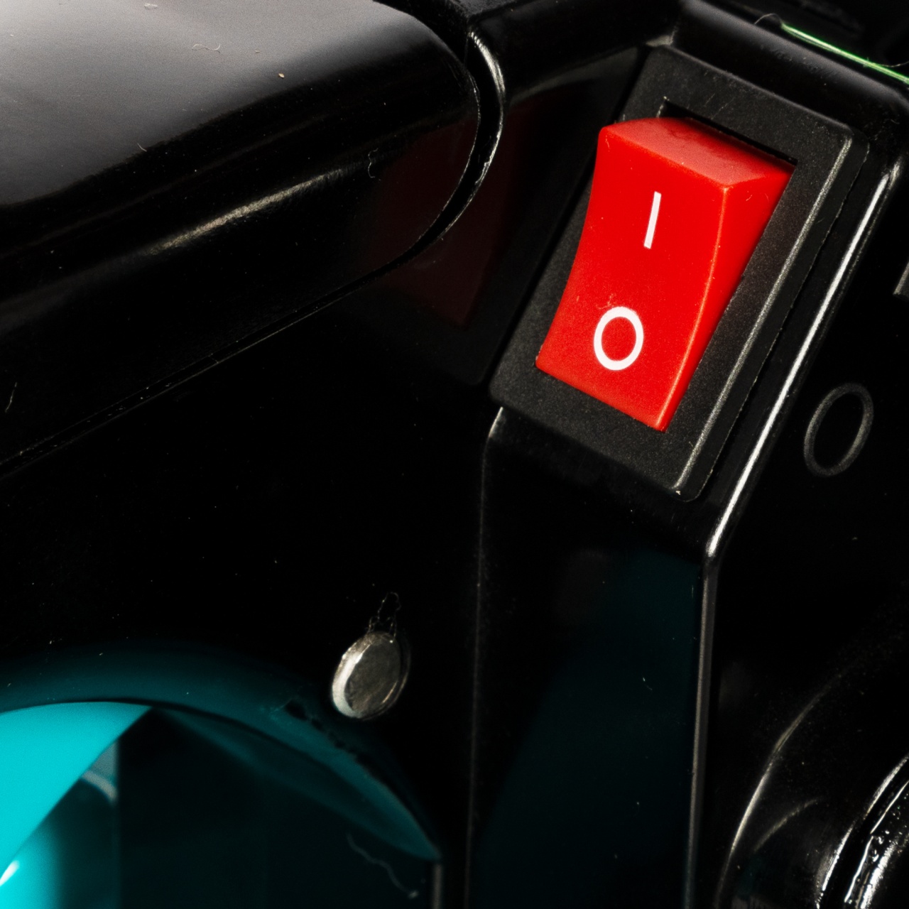 Drujba Detoolz 2500, 1.2CP, cu lama 12'' si lant, pornire rapida [8]