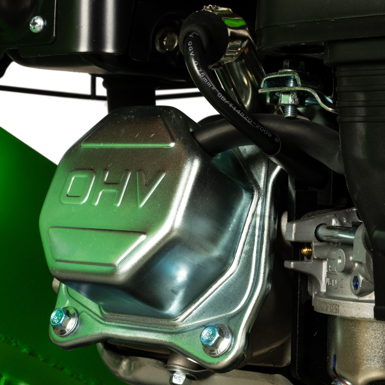 Tocator pentru crengi si vita de vie Micul Fermier, Ø60mm, motor benzina 7CP pentru rumegus [13]