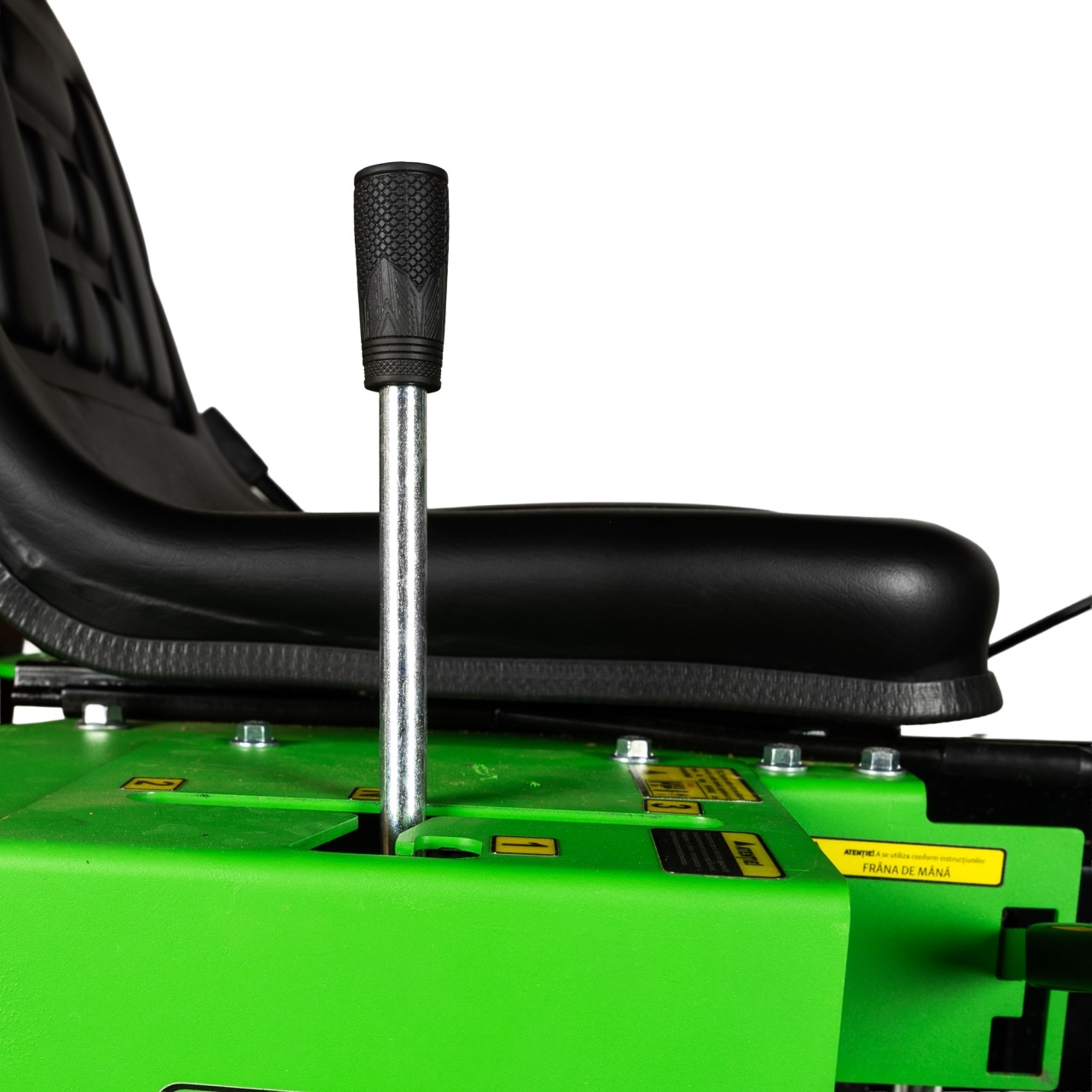 Mini tractor Micul Fermier, 17cp 530cc, motor pe motorina 4T, 4X4, 4 viteze, pornire electrica, 2 cutii de viteze, sistem hidraulic [6]