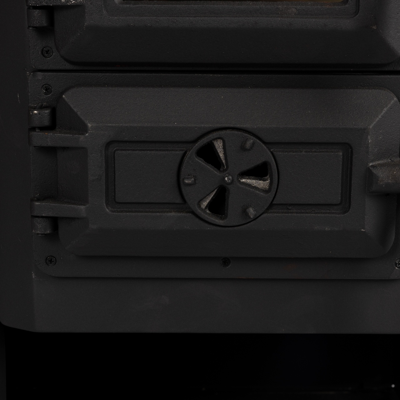 Soba pe lemne 8.9kW Zora, cos central [7]