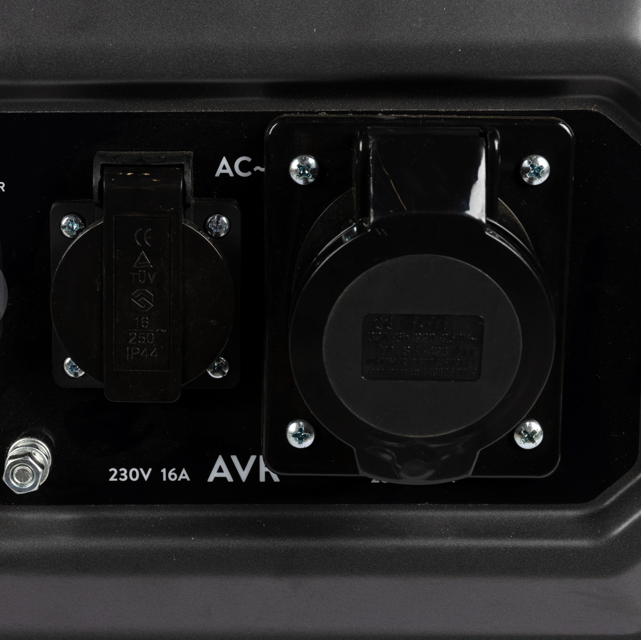 Generator Detoolz 5.5kW 2P230 B4T pornire electrica 25L cu roti G02 [22]