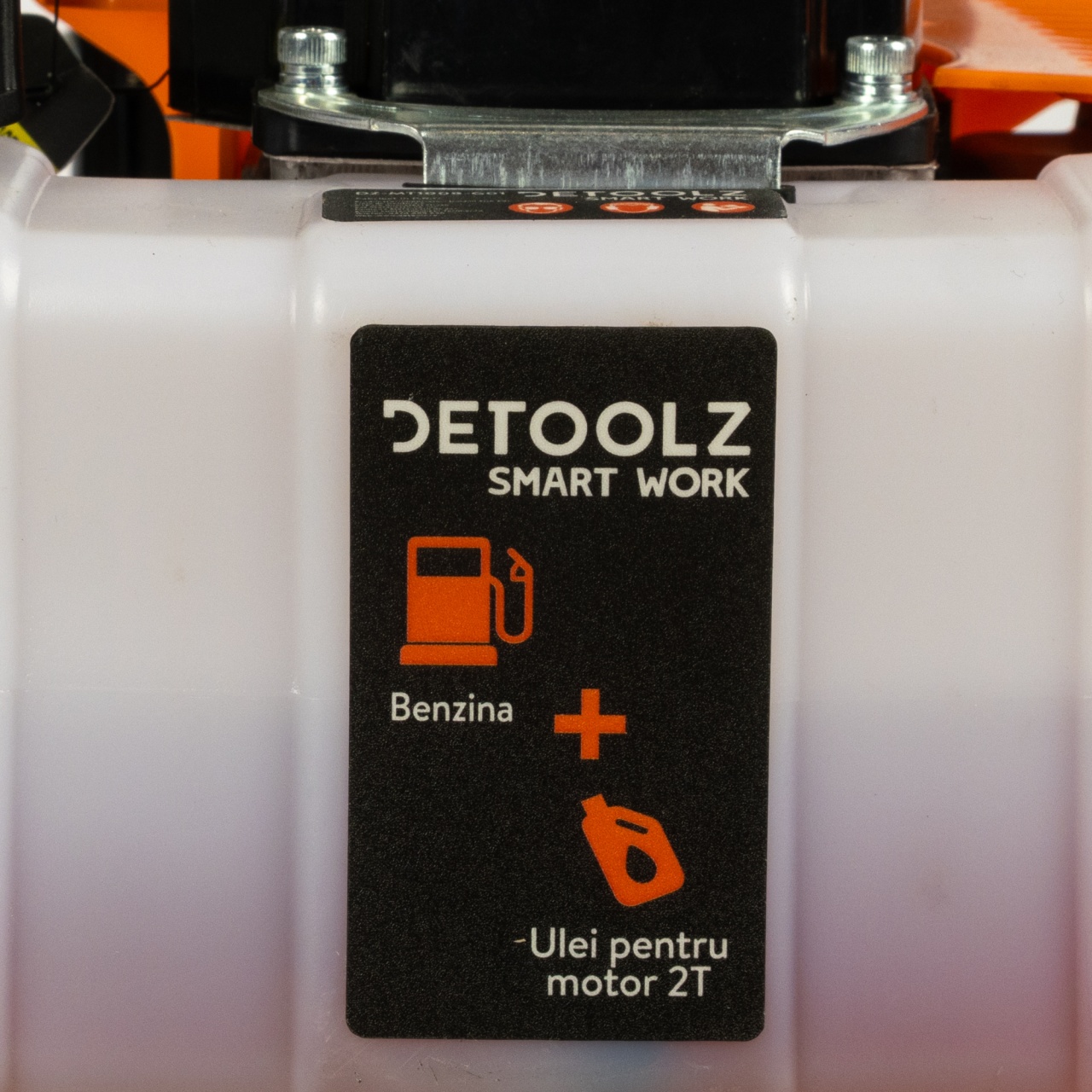 Motocultor 3CP, 52CC, motor benzina 2T, cu o viteza si pornire manuala [10]