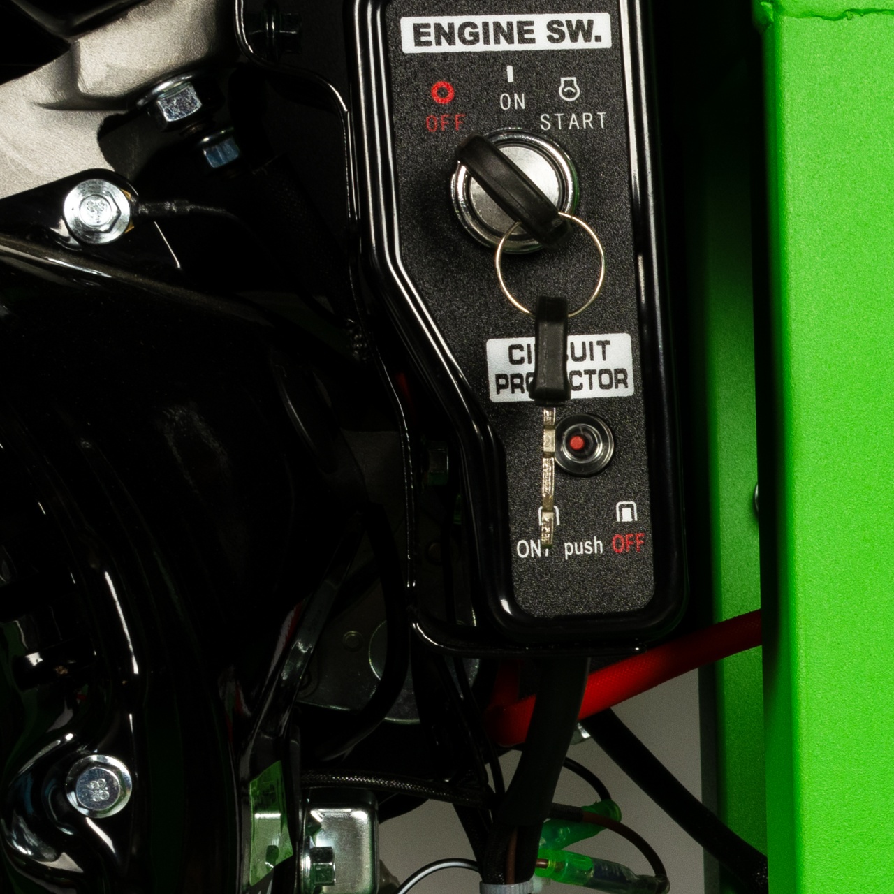 Tocator crengi Micul Fermier, motor benzina 18CP, diametru maxim de taiere Ø120mm, cu carlig de remorcare, pentru brichete [13]