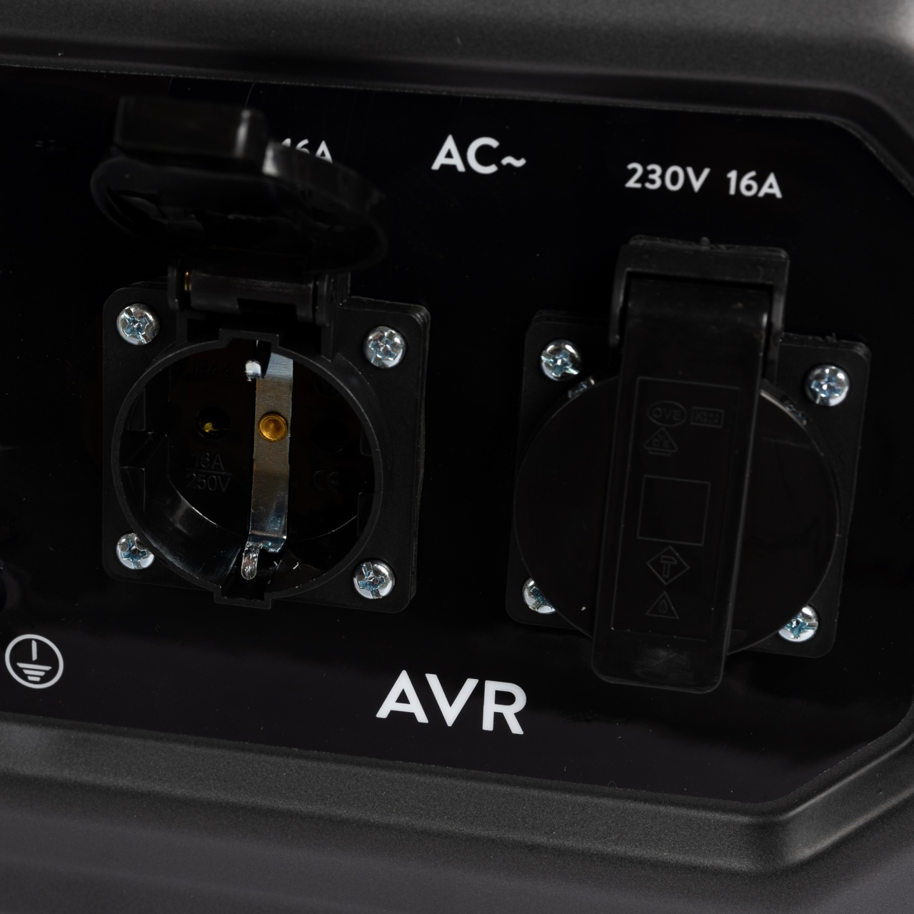 Generator Detoolz 2.5kW 2 prize 230V benzina, 4T, pornire manuala 15L fara roti G01 [6]