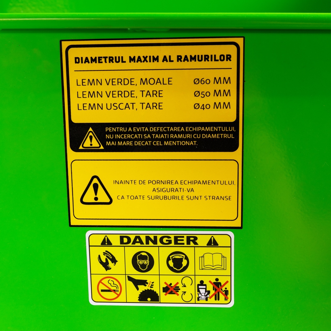 Tocator de crengi Micul Fermier, motor benzina 7CP, 80mm diametru maxim de taiere, pentru brichete [11]