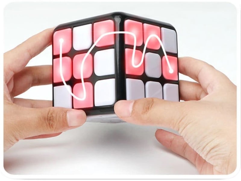 cub-rubik-interactiv-iuni-3002a-7-moduri-de-joc-led-uri-multicolore-multiplayer_4.jpg
