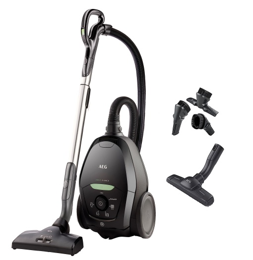 AEG VX82-1-ECO Aspirator cu punga (75% material reciclat, reglare automata a puterii de aspiratie, extrem de silentios chiar si pe covor, preluare particule mari + cele mai mici, cablu lung, 600W, negru)