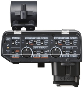 Adaptor microfon Tascam CA-XLR2D-C pentru camere, 2 canale, XLRTRS - Img 2
