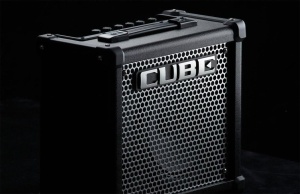 Amplificator de chitara Roland CUBE-10GX, 10W, cu difuzor de 8 inch - Img 6