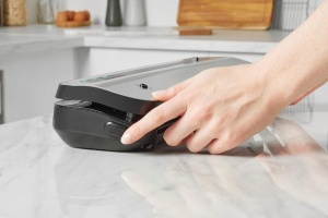 Aparat de vidat FoodSaver VS1290X, 28 cm, 50 economisire spatiu, 5x mai proaspat - Img 6