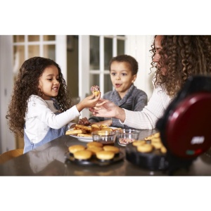 Aparat multifunctional Russell Hobbs Fiesta, 900W, Waffle, Cupcake, Donut, Rosu - Img 9