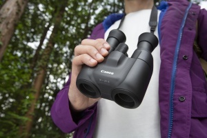 Binoclu Canon 10x20 IS, compact, cu stabilizator de imagine, negru - Img 5