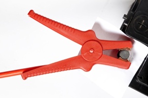 Cabluri de pornire OSRAM OSC160, 3 m, 300A, pentru motoare de pana la 3.5L - Img 3