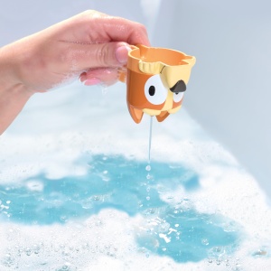 Cani de cafea Tomy Toomie cu ardei iute, bandit, bingo si bluey - Cesti stivuibile pentru baie - Produs oficial licentiat Bluey - Jucarii de baie pentru bebelusi de la 18 luni si peste - Img 5