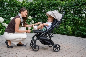 Carucior pentru copii MoMi PAOLA, 22 kg, sistem de pliere automata, 5 puncte de siguranta - Img 10