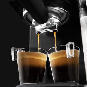 Cecotec Espressor semiautomat Power Instant-ccino 20 Touch seria Nera 1350 W presiune de 20 bari rezervor de lapte de 500 ml control tactil rezervor d - Img 3
