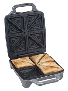 Cloer 6269 Sandwich Maker XXL, 1800 W, pentru 4 sandvisuri, paine prajita americana, umplutura XXL, mesaj optic gata, argintiu - Img 4