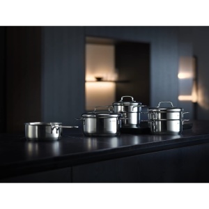 Cratita mica WMF Mini Stielkasserolle, 14 cm, 0.9 L, din inox Cromargan, pentru toate tipurile de plite inclusiv inductie - Img 2