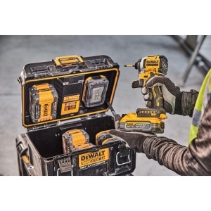 Cutie de incarcare Dewalt ToughSystem 2.0 DWST83471, pentru 2 acumulatori 18V, 4A, IP65 - Img 2