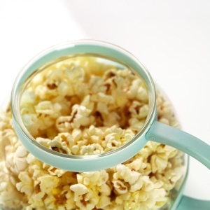 Cutie pentru Popcorn JOCCA, 2,2 l, din sticla, cu gratar din silicon, albastra - Img 3