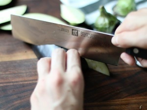 Cutit Nakiri ZWILLING Gourmet 17 cm, otel inoxidabil, maner ergonomic, negru - Img 3