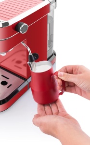 ETA Portafiltru Storio I Rosu I Espressor I Duza de spumare a laptelui I 20 Bar I Rezervor de apa de 750ml I 1350 Watt - Img 6