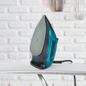 Fier de calcat JOCCA 2600 W, rezervor 350 ml, talpa ceramica - Img 3